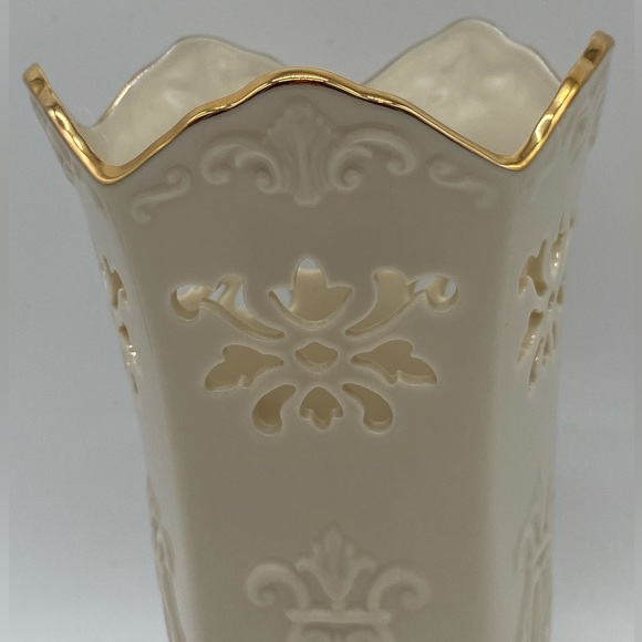 Vintage Lenox Langtry Pierced 3D Design Vase - Picture 4 of 9